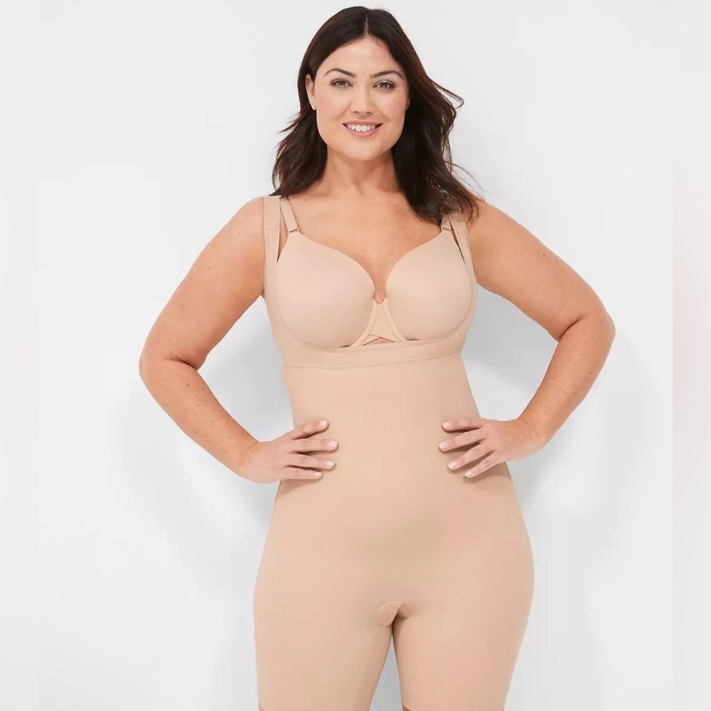 Cacique Level 4 Firm Contouring Invisible Sculpt Open-Bust Thigh Shaper 14/16
